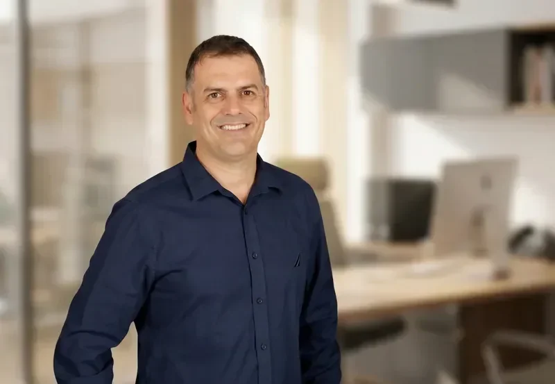 מוטי וינקלר - יועץ פיננסי בכיר